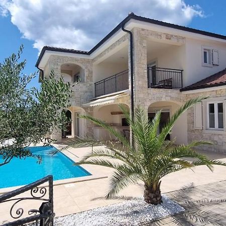 Villa Martina Pinezići Екстериор снимка